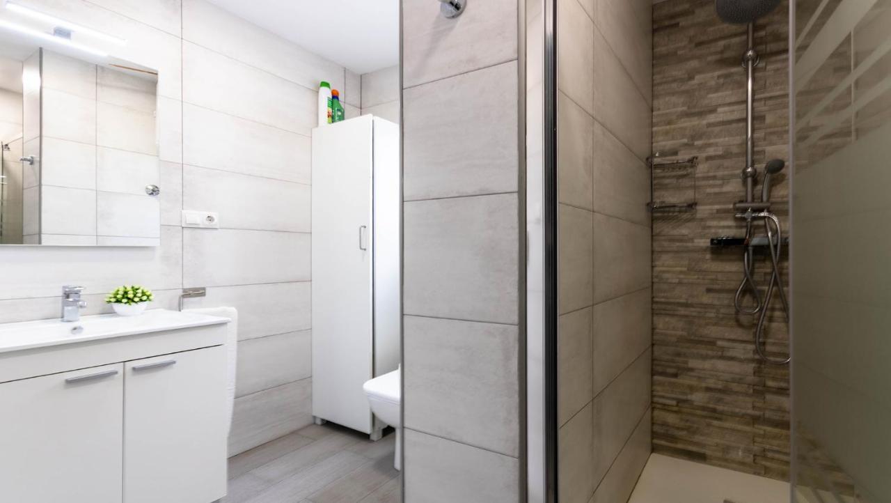 Apartamento Santa Justa Sevilla Eksteriør billede